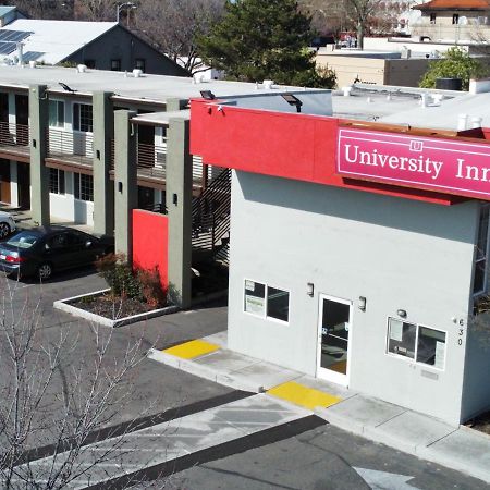 University Inn Chico Esterno foto